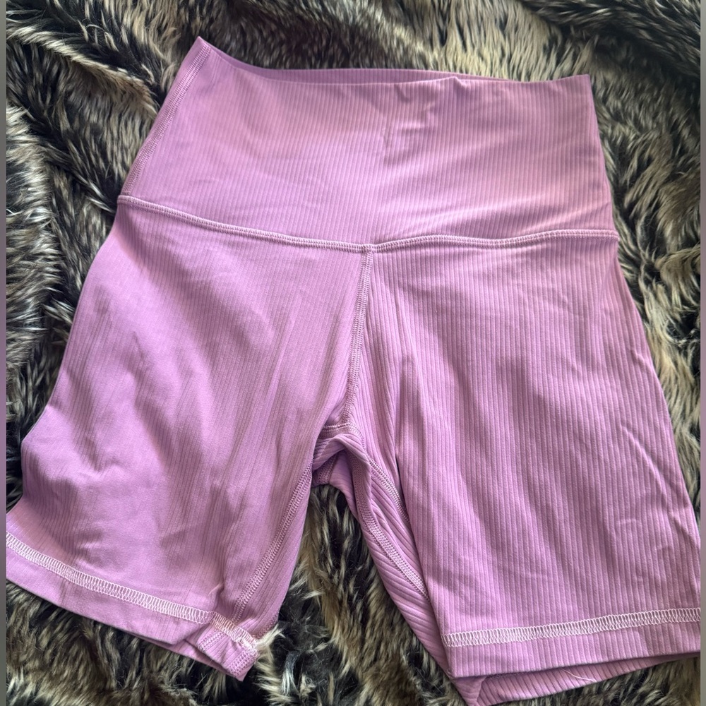 Lululemon Align High-Rise Short 6" Size 4